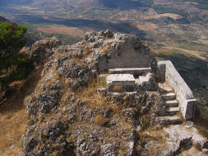Caltabellotta_altar1